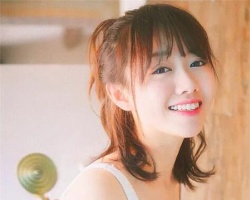 发量少适合什么短发 韩式卷发让视觉发量增多