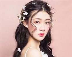 披肩发怎么梳好看 披肩发新娘造型