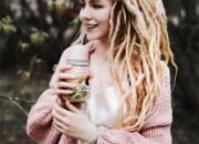 如何自己编好看的脏辫 酷炫时髦街拍范