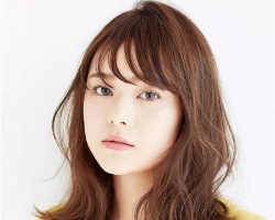 最新流行“线条卷” 2018最美显瘦发型