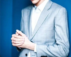 最新男士流行发型 个性刘海留长飞机头