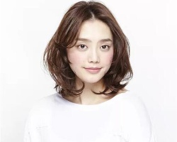 女生中长发纹理卷 适合各个脸型妹纸