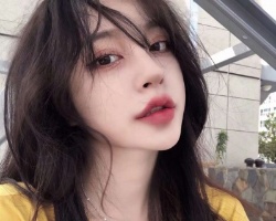 适合长发女生的微卷发型 简约又自然微卷发原来这么美