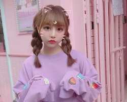 女生双麻花辫发型图片 拍照凹造型麻花辫原来也这么潮