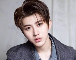 男明星时尚发型推荐 照着剪你也是男神超帅气