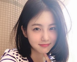 2020年流行中长发型 不同脸型小脸中长发推荐