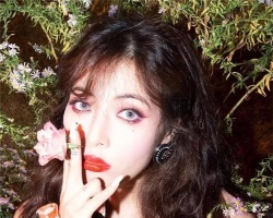 怎样根据自己的脸型设计发型 女生不同脸型对应发型推荐