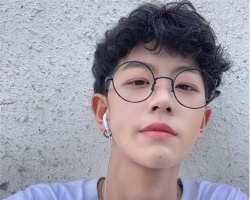 韩系风男生纹理烫 时尚有型好打理
