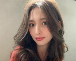 女生怎么烫发显得发量多 发型时尚又蓬松你绝对会爱上