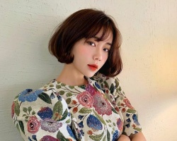 女生齐嘴短发适合烫什么卷 韩式风格时尚减龄一定要pick