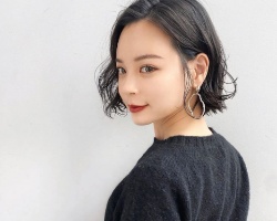 短发女生烫什么发型好看 减龄瘦脸烫个头太时髦