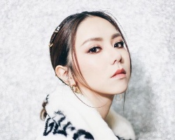 女生婴儿肥脸型适合的发型 学学邓紫棋发型就知道
