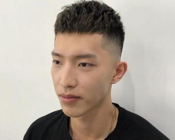 长脸男生适合什么发型 留这几款就对了