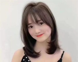 今年女生短发流行哪款 减龄锁骨发实在太美