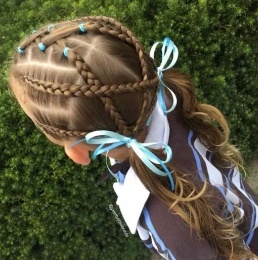 8一10岁儿童头发怎么扎 小小美女发型时尚