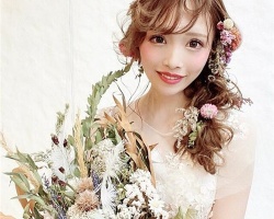 森林系日韩新娘发型 打造最浪漫的现代婚礼