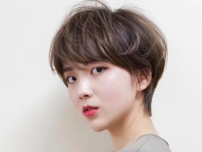 女生时尚流行短发怎么剪 甜美、知性与帅气这些