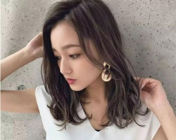 不用漂色也好看的发色 棕色系染发时髦领先