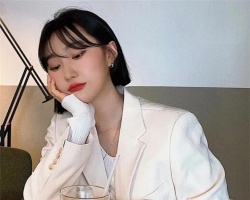 今年流行的女生短发 齐肩一刀切波波头最受欢迎