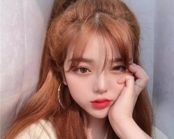 女生显白脏橘色染发 一款适合亚洲女生的发色