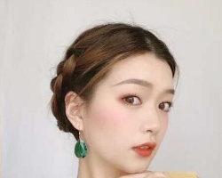 优雅低盘发详细讲解 超显气质一学就会