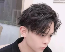 男生今年流行的帅气短发 雅痞范十足男生发型推荐