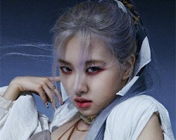 BLACKPINK回归造型 新发色亮眼又时髦