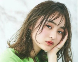 日系短发烫发设计 内扣vs外翘哪款更瘦脸