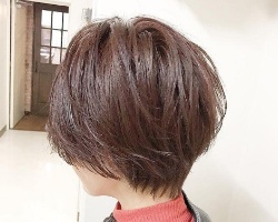 发量少适合什么短发 蓬松短发空气感十足又减龄