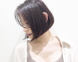女生短直发波波头发型 内扣发尾瘦脸又率性