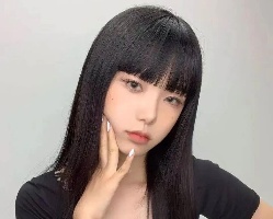 新版渣女头也太好看了吧 今年最流行的女生新款潮发型