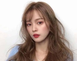 长头发烫什么卷显年轻 韩式网红烫发超减龄