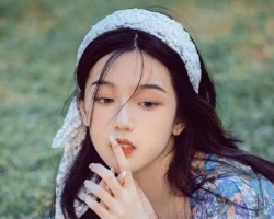 头发经常打结是什么原因？三个窍门教你梳开结成坨的头发