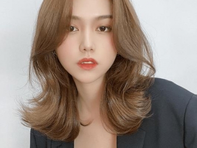 最流行外翻卷烫发 美到让人移不开眼