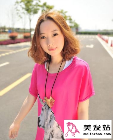 金铜色的染色梨花发型图片 梨花发型和颜色