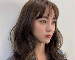 今年女生必剪发型推荐 万能锁骨发换上不后悔