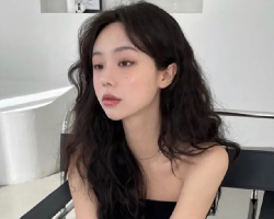 大脸圆脸女生发型推荐 蓬松羊毛卷超瘦脸又时尚