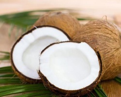 椰子油护发有什么好处 凝固的椰子油怎么融化