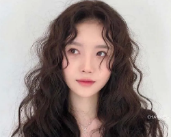 2023女生流行什么烫发 芭比烫才是流行大势