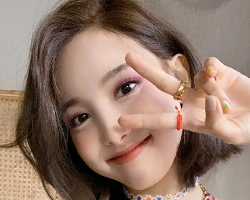 女人剪短发好看还是长发好看 看看哪款是你的命中注定发型