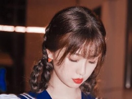 虞书欣夜间制服机车写真造型 元气满满的少女太
