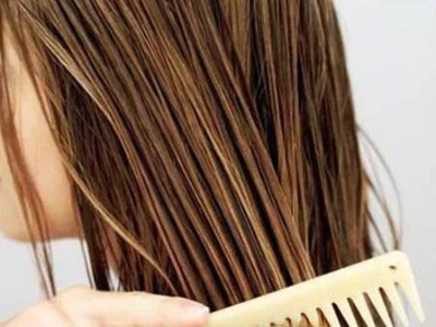 塑料梳子梳头发有危害吗 养出平顺秀发先