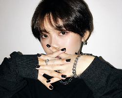 女生超露耳超短发 盐系短发温柔干练