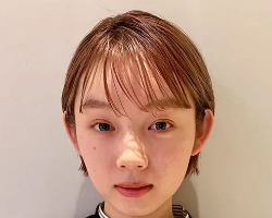 自己剪短头发怎么剪 自己剪短发方法教程