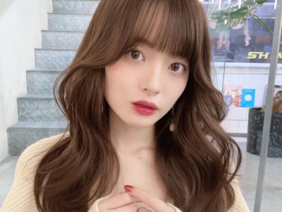 女生气质大波浪卷发 长发烫卷美成女神
