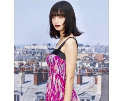 齐刘海搭配多长头发好看 小松菜奈完美示范齐刘海发型
