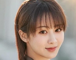 《女心理师》杨紫短发发型范本 初恋系挂耳短发巨减龄