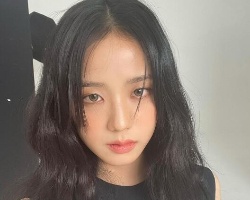女生好看中分长发发型 木马卷、水波卷、C字卷都超美