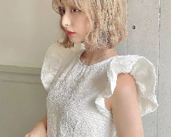 少女感萝莉风波波头 女生减龄短发标配