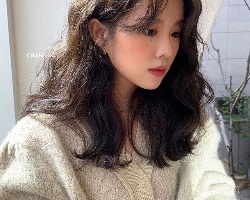 2022女生好看刘海样式大全 不同脸型的仙女都有最搭刘海发型